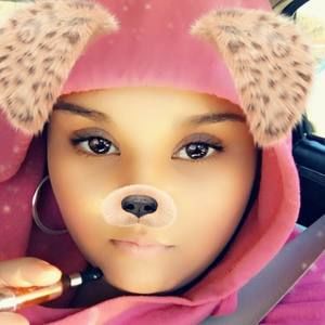 Meet your Posher, Stacey